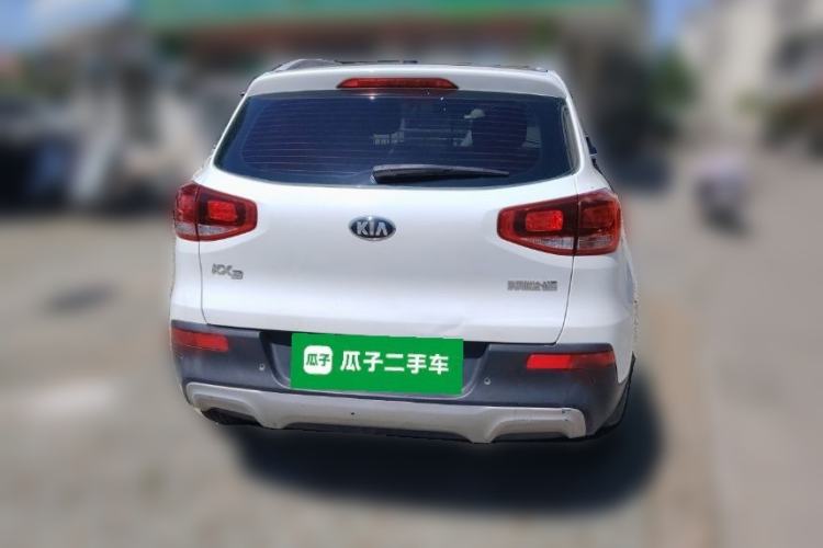Used Kia KX3 2015 1.6L Automatic Two-Wheel Drive DLX Exterior 4