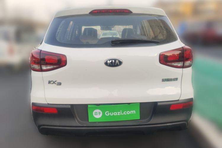 Used Kia KX3 2015 1.6L Manual Two-Wheel Drive GL Exterior 4