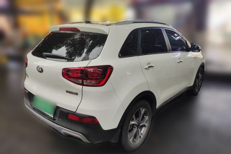 Used Kia KX3 2015 1.6L Automatic Two-Wheel Drive DLX Exterior 5