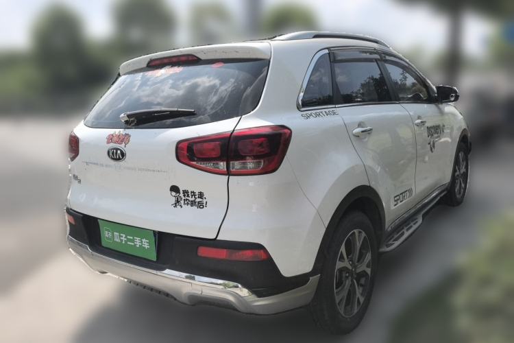 Used Kia KX3 2015 1.6L Automatic Two-Wheel Drive DLX Exterior 5
