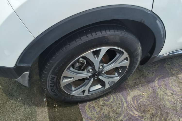 Used Kia KX3 2015 1.6L Automatic Two-Wheel Drive PRM Exterior 5