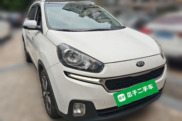 Used Kia KX3 2015 1.6T Automatic Two-Wheel Drive DLX Front Right 45 Deg