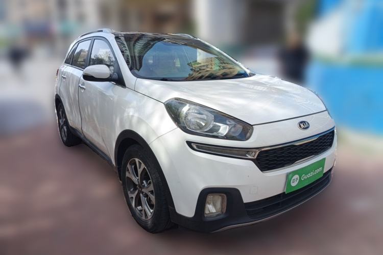 Used Kia KX3 2015 1.6L Automatic Two-Wheel Drive DLX Front Right 45 Deg