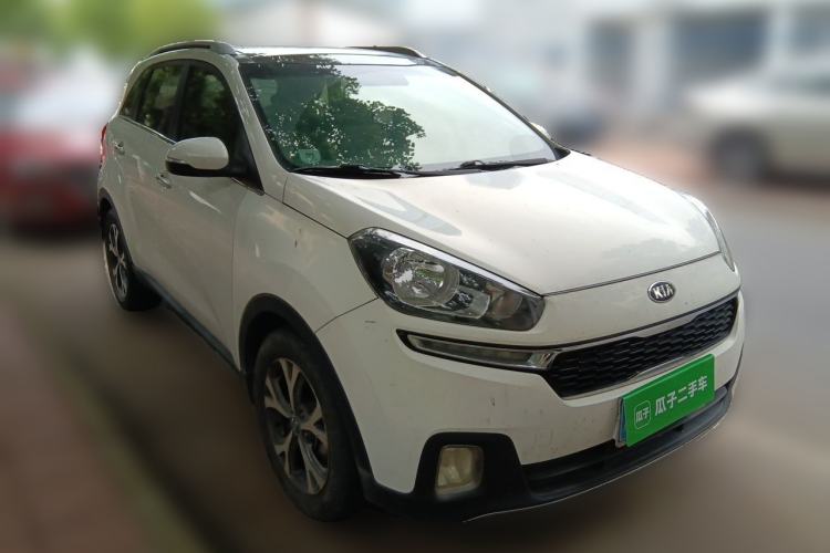 Used Kia KX3 2015 1.6L Automatic Two-Wheel Drive DLX Front Right 45 Deg
