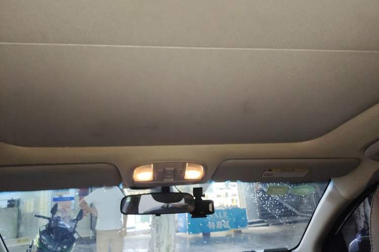 Used Kia KX3 2015 1.6L Automatic Two-Wheel Drive DLX Headliner