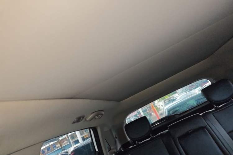 Used Kia KX3 2015 1.6L Automatic Two-Wheel Drive DLX Headliner