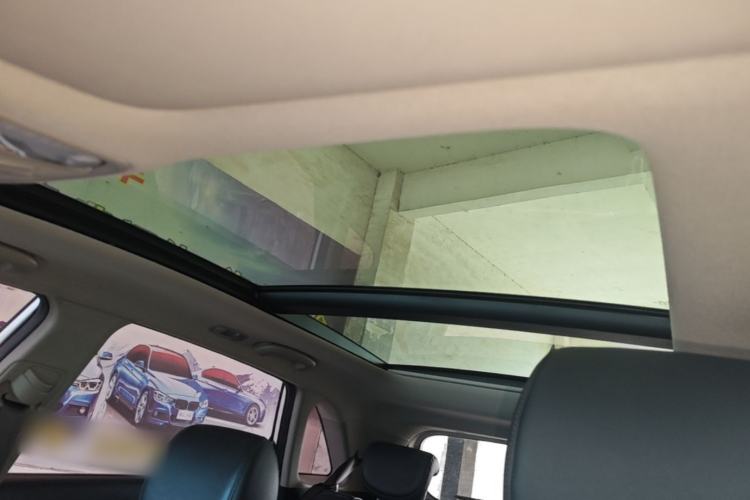 Used Kia KX3 2015 1.6L Automatic Two-Wheel Drive DLX Headliner