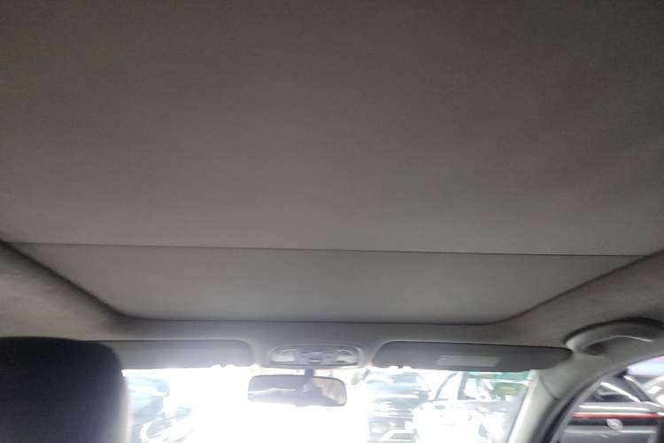 Used Kia KX3 2015 1.6T Automatic Two-Wheel Drive DLX Headliner