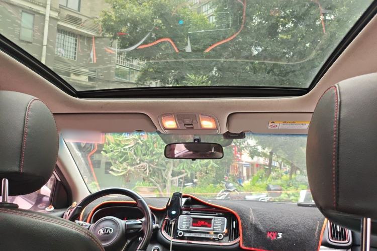 Used Kia KX3 2015 1.6T Automatic Two-Wheel Drive DLX Headliner