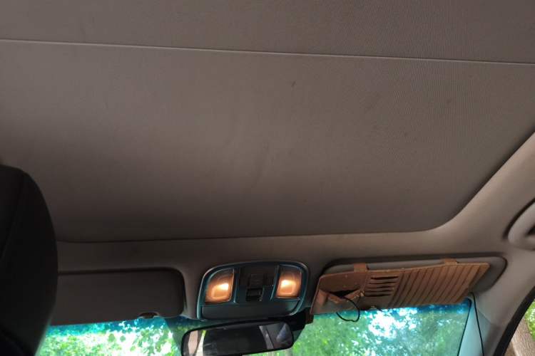 Used Kia KX3 2015 1.6T Automatic Two-Wheel Drive DLX Headliner