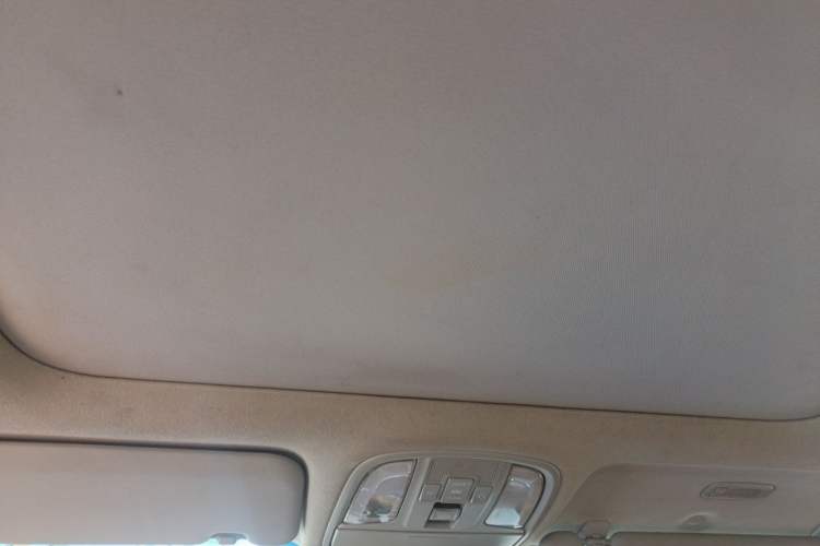 Used Kia KX3 2015 1.6L Automatic Two-Wheel Drive DLX Headliner