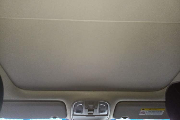 Used Kia KX3 2015 1.6L Automatic Two-Wheel Drive DLX Headliner