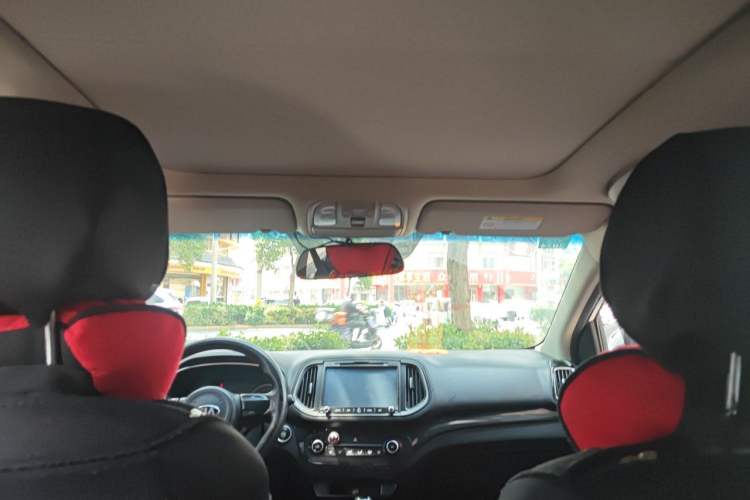 Used Kia KX3 2015 1.6L Automatic Two-Wheel Drive DLX Headliner