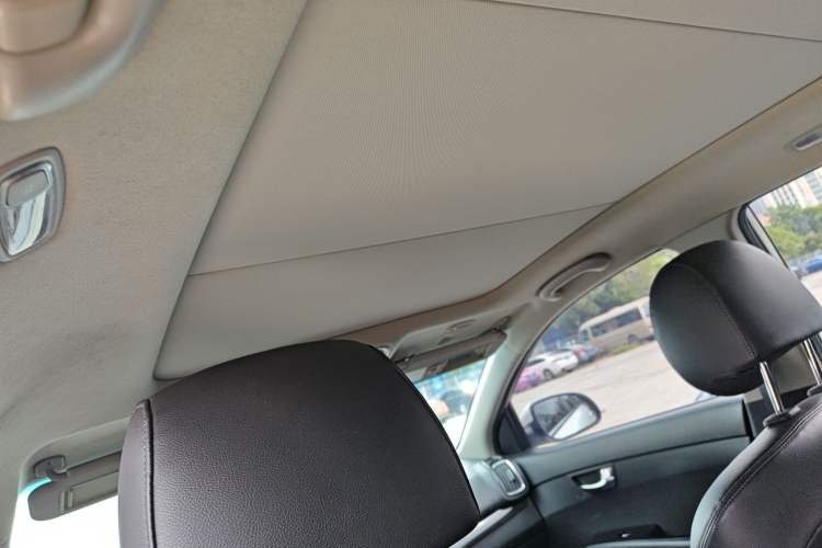 Used Kia KX3 2015 1.6L Automatic Two-Wheel Drive DLX Headliner