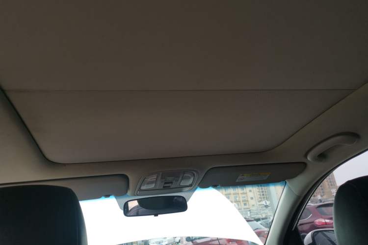 Used Kia KX3 2015 1.6L Automatic Two-Wheel Drive DLX Headliner