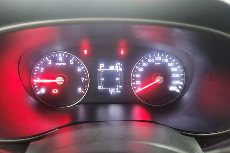 Used Kia KX3 2015 1.6T Automatic Two-Wheel Drive DLX Instrument Cluster