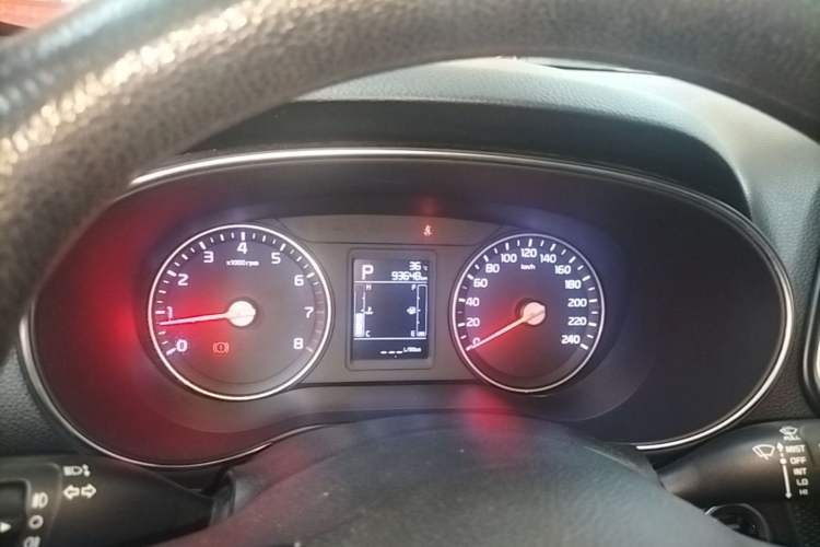 Used Kia KX3 2015 1.6L Automatic Two-Wheel Drive DLX Instrument Cluster