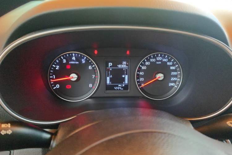 Used Kia KX3 2015 1.6L Automatic Two-Wheel Drive DLX Instrument Cluster