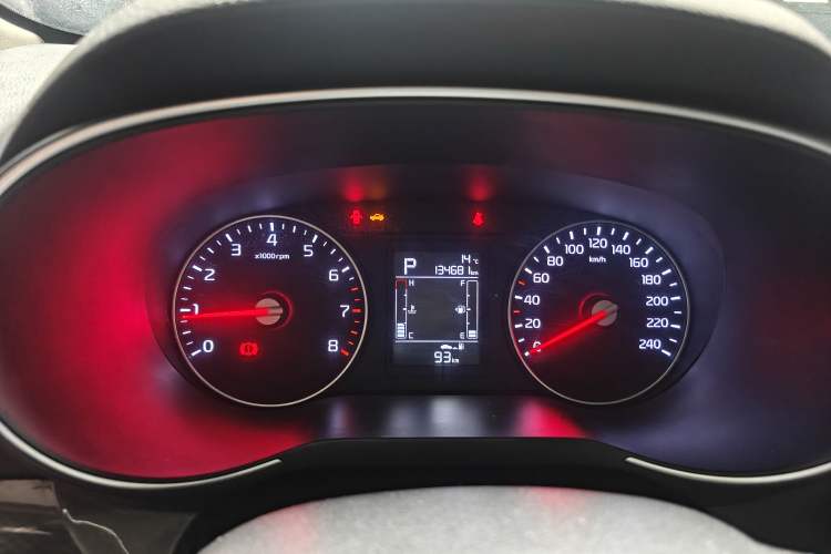 Used Kia KX3 2015 1.6L Automatic Two-Wheel Drive DLX Instrument Cluster