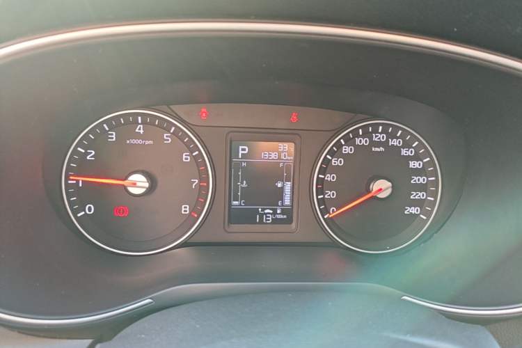 Used Kia KX3 2015 1.6L Automatic Special Instrument Cluster