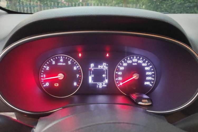 Used Kia KX3 2015 1.6L Automatic Two-Wheel Drive DLX Instrument Cluster