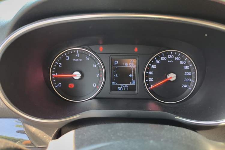 Used Kia KX3 2015 1.6L Automatic Two-Wheel Drive DLX Instrument Cluster