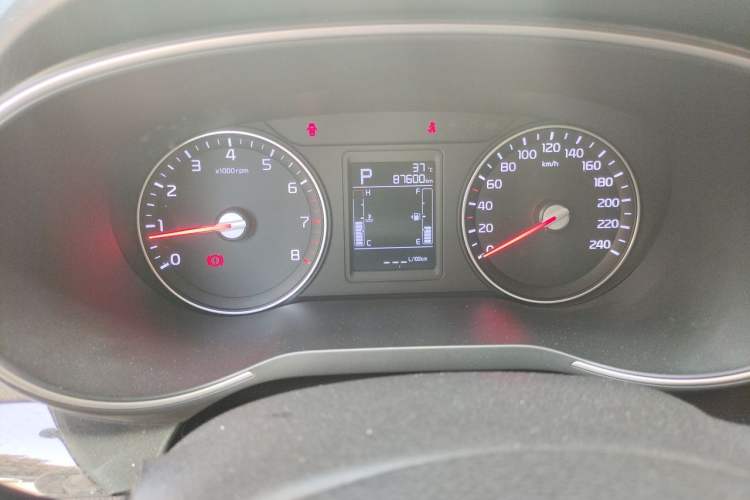 Used Kia KX3 2015 1.6T Automatic Two-Wheel Drive DLX Instrument Cluster