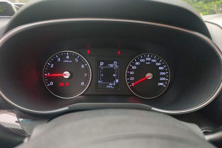Used Kia KX3 2015 1.6L Automatic Two-Wheel Drive DLX Instrument Cluster