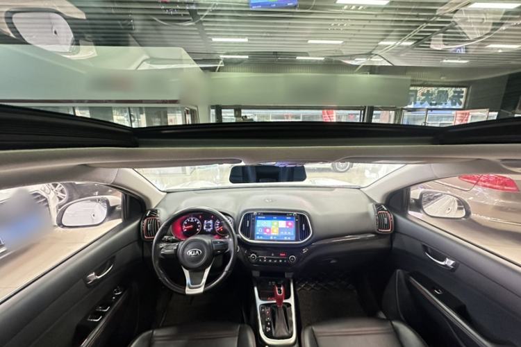 Used Kia KX3 2015 1.6T Automatic Two-Wheel Drive DLX Interior 1