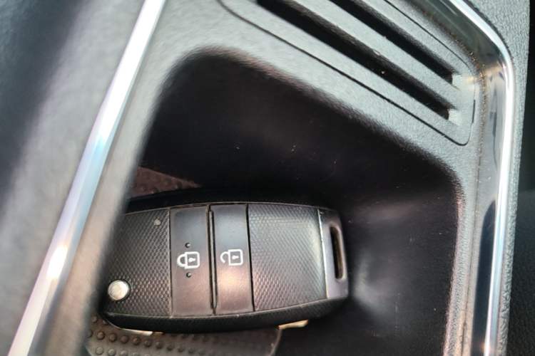 Used Kia KX3 2015 1.6L Automatic Two-Wheel Drive PRM Interior 1