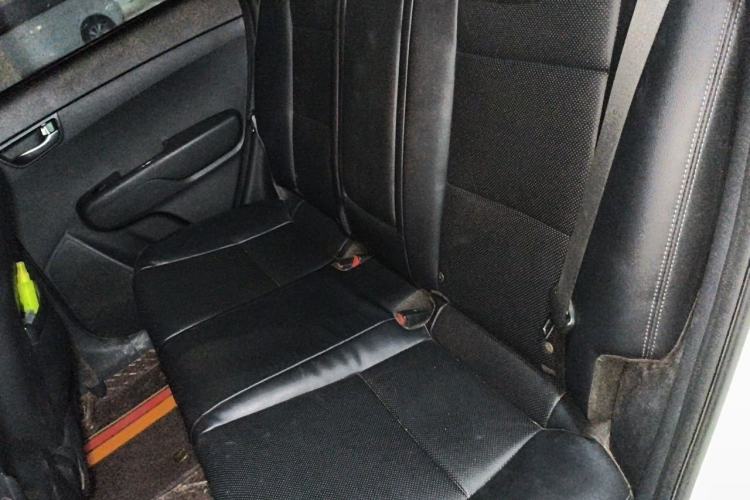 Used Kia KX3 2015 1.6L Automatic Two-Wheel Drive DLX Interior 4