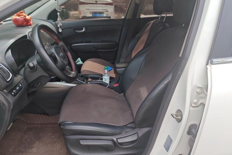 Used Kia KX3 2015 1.6L Automatic Two-Wheel Drive DLX Left Front Seat