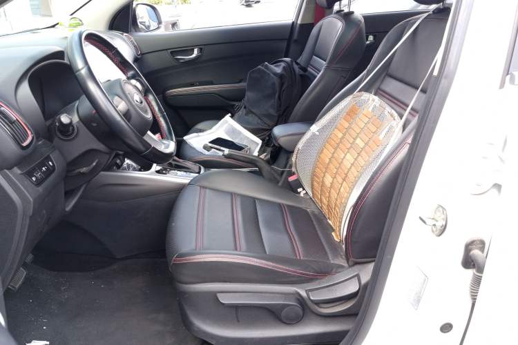 Used Kia KX3 2015 1.6T Automatic Two-Wheel Drive DLX Left Front Seat