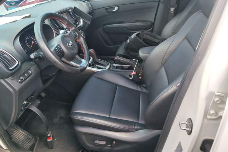 Used Kia KX3 2015 1.6L Automatic Two-Wheel Drive PRM Left Front Seat