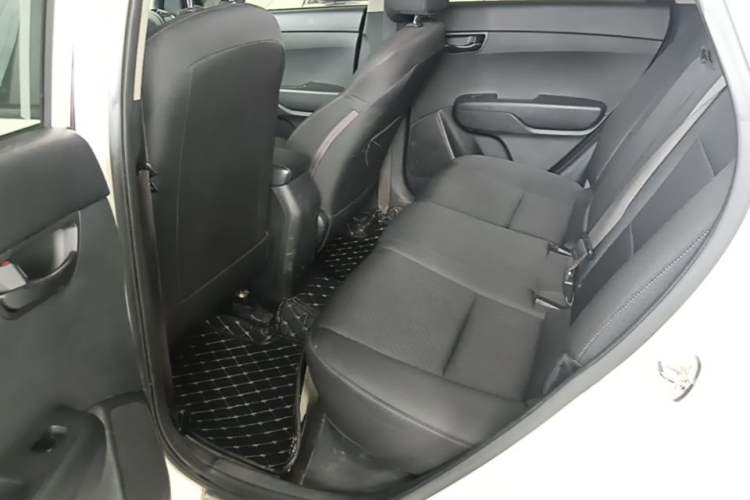Used Kia KX3 2015 1.6L Automatic Two-Wheel Drive GLS Left Rear Seat