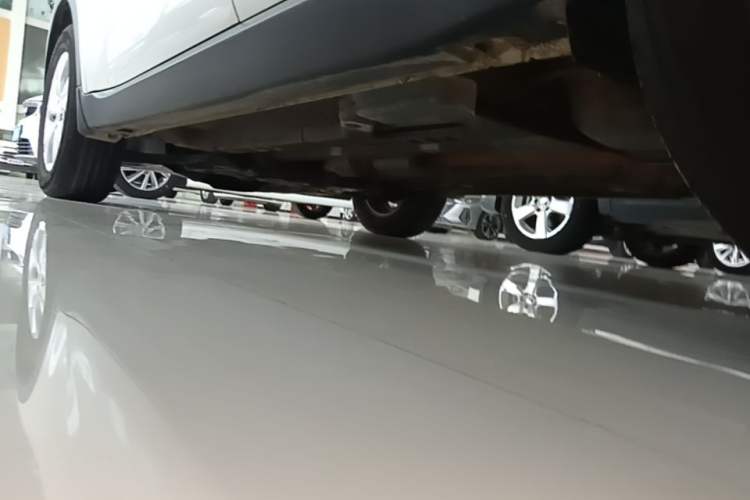 Used Kia KX3 2015 1.6L Automatic Two-Wheel Drive GLS Left Side Sill