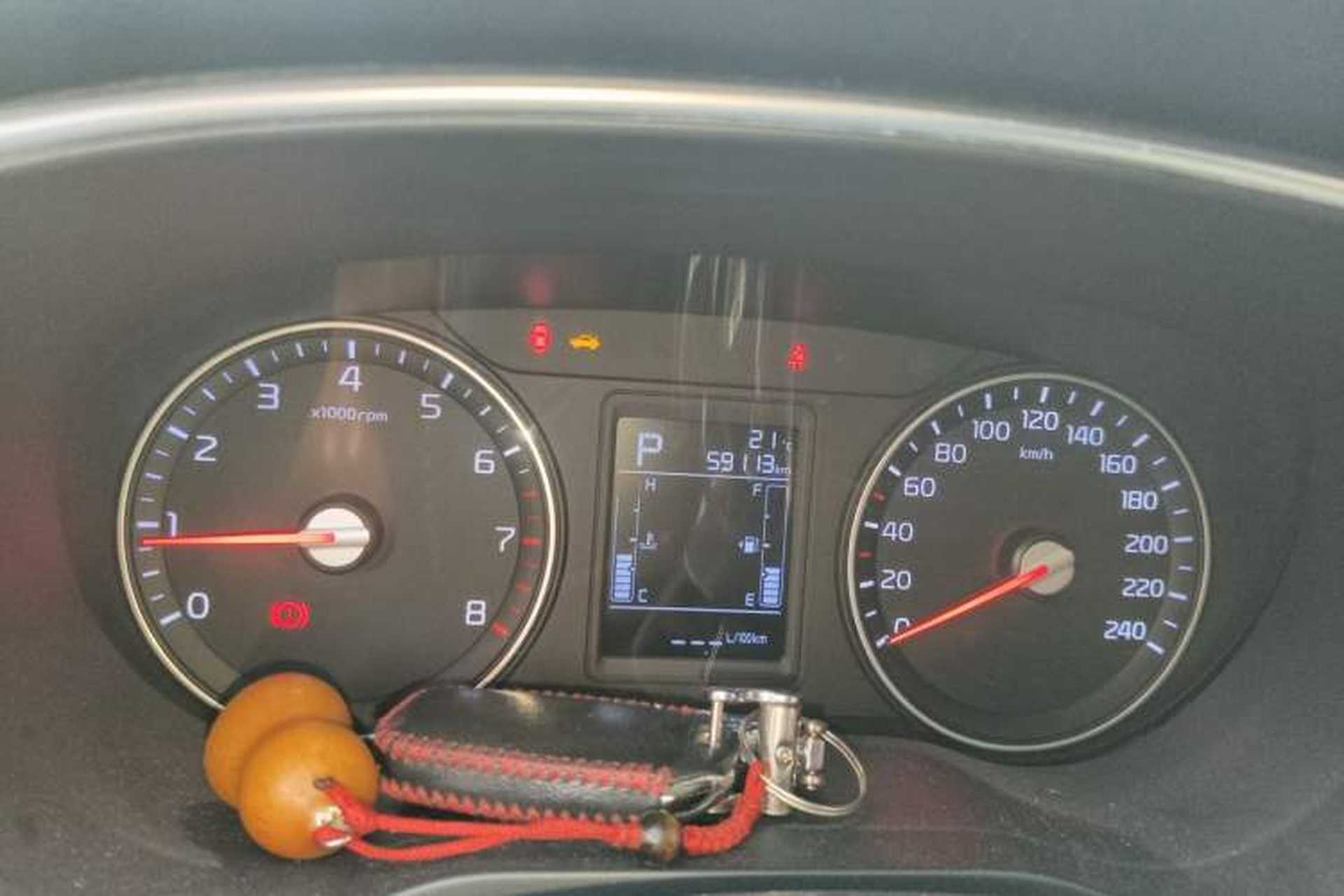 Used Kia KX3 2015 1.6L Automatic Two-Wheel Drive DLX Odometer Close Up