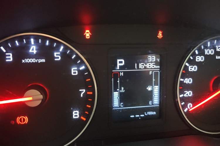 Used Kia KX3 2015 1.6T Automatic Two-Wheel Drive DLX Odometer Close Up