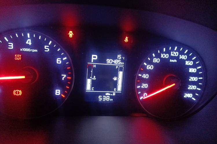Used Kia KX3 2015 1.6L Automatic Two-Wheel Drive DLX Odometer Close Up