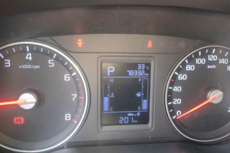 Used Kia KX3 2015 1.6L Automatic Two-Wheel Drive DLX Odometer Close Up