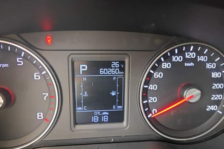 Used Kia KX3 2015 1.6L Automatic Two-Wheel Drive DLX Odometer Close Up