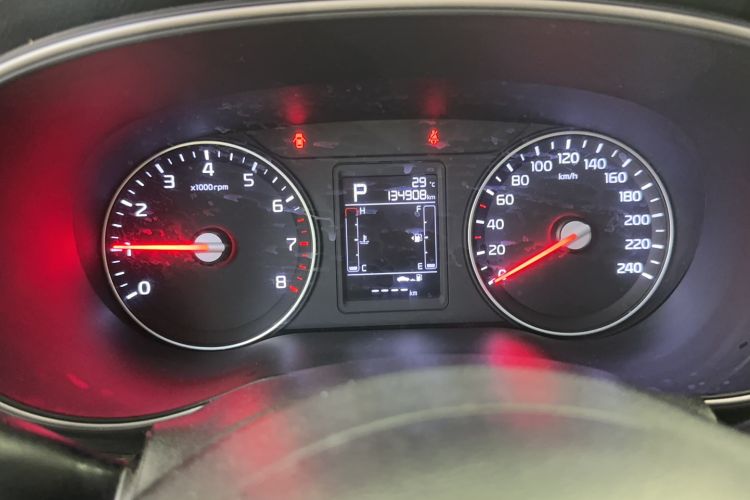 Used Kia KX3 2015 1.6T Automatic Two-Wheel Drive DLX Odometer Close Up