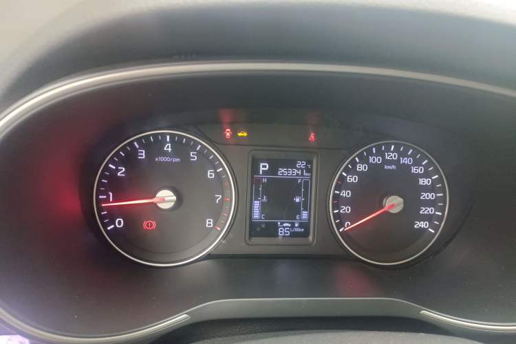 Used Kia KX3 2015 1.6T Automatic Two-Wheel Drive DLX Odometer Close Up