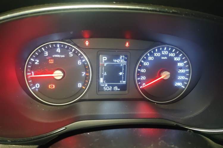 Used Kia KX3 2015 1.6L Automatic Two-Wheel Drive DLX Odometer Close Up