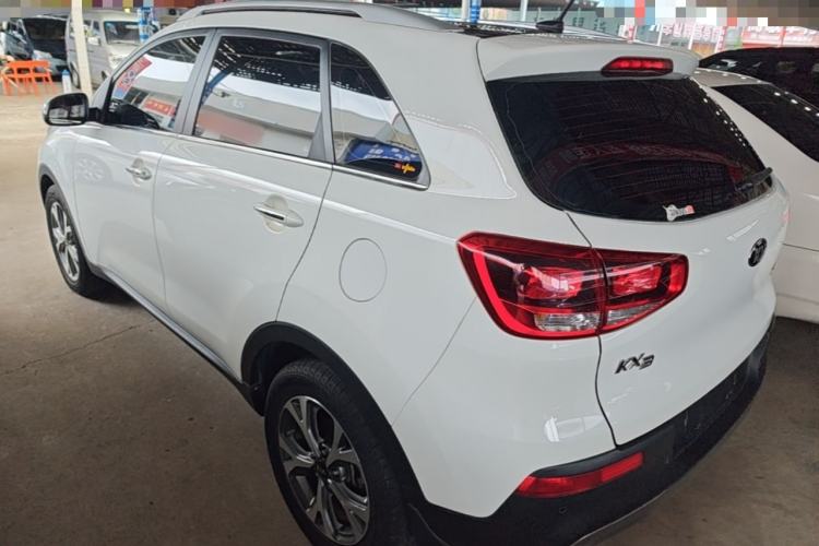 Used Kia KX3 2015 1.6L Automatic Two-Wheel Drive DLX Rear Left 45 Deg