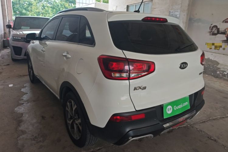 Used Kia KX3 2015 1.6L Automatic Two-Wheel Drive DLX Rear Left 45 Deg