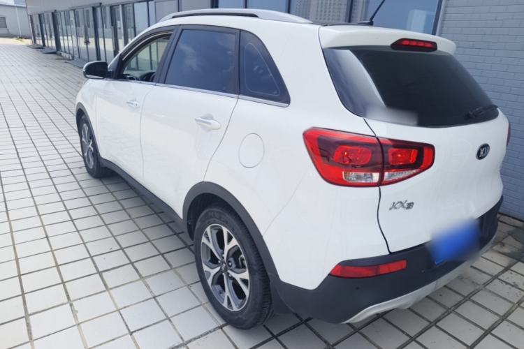 Used Kia KX3 2015 1.6L Automatic Two-Wheel Drive DLX Rear Left 45 Deg
