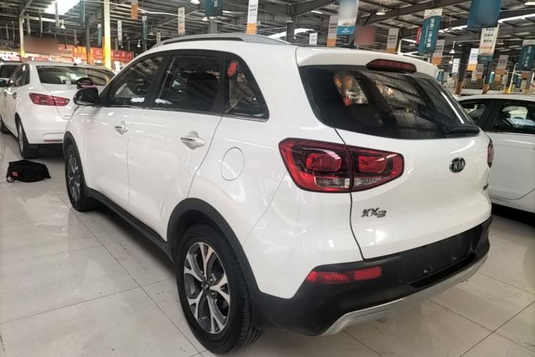 Used Kia KX3 2015 1.6L Automatic Two-Wheel Drive DLX Rear Left 45 Deg