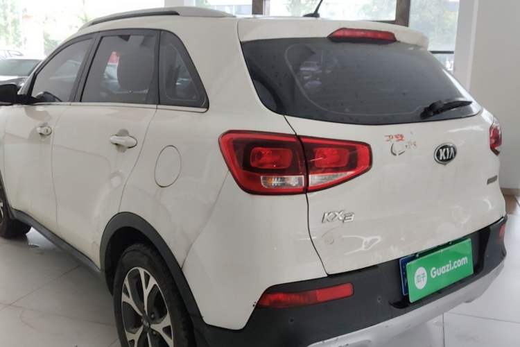 Used Kia KX3 2015 1.6L Automatic Two-Wheel Drive DLX Rear Left 45 Deg