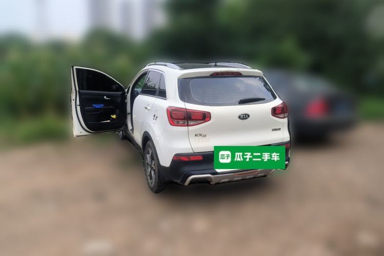 Used Kia KX3 2015 1.6L Automatic Two-Wheel Drive DLX Rear Left 45 Deg
